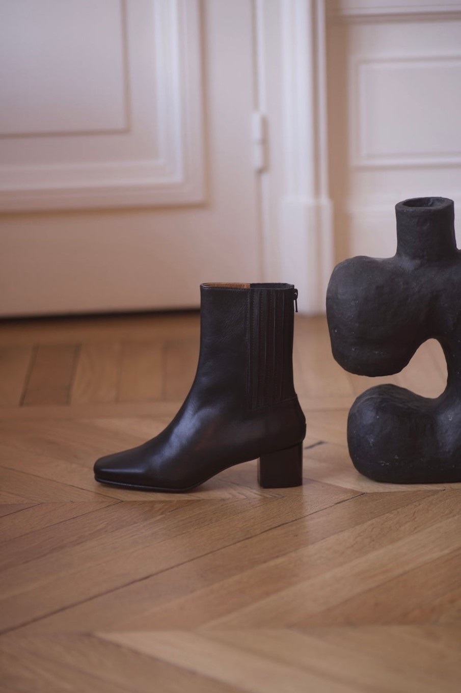 Boots Anne Thomas | New Prod - Victoria Elastic Boots Calf Black